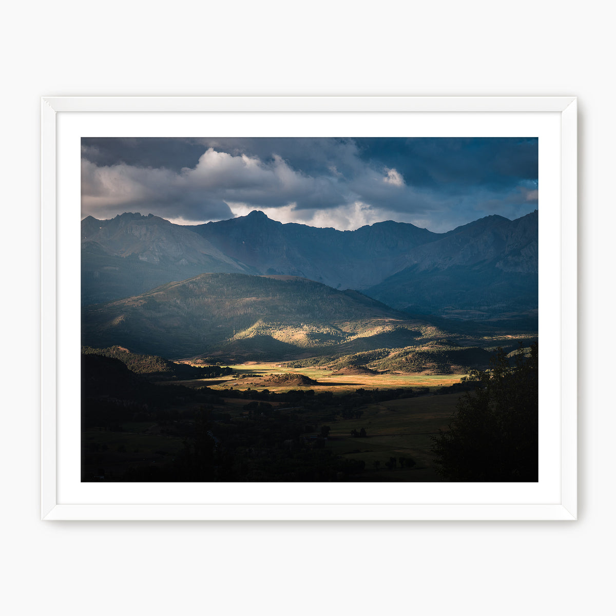 Deep Blue Mountain Photography