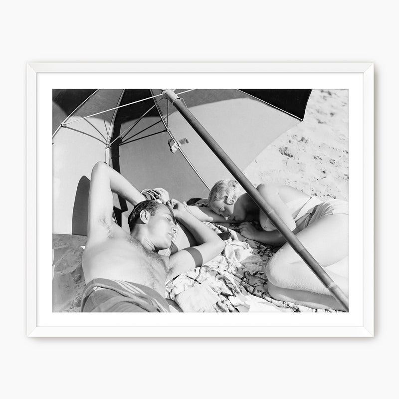 Retro Beach Couple in Black and White - Sage and Rose Prints