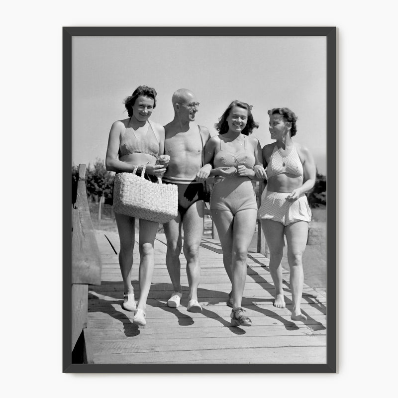 Beach Walk Old Photo Print - Sage and Rose Prints