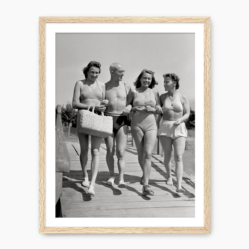 Beach Walk Old Photo Print - Sage and Rose Prints